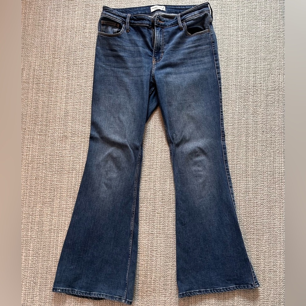 Abercrombie jeans the flare ultra high rise size 10R